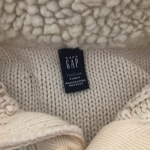 Baby gap cable knit sweater - Picture 2 of 2